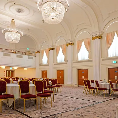 Szálloda The Grand By Sunday 4*