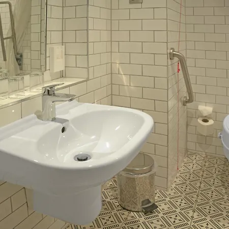 The Grand By Sunday 4*