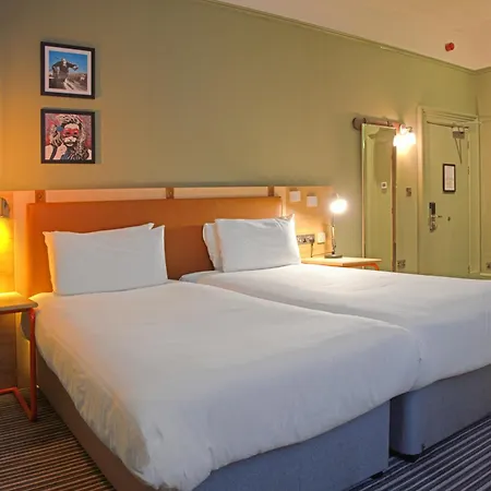 The Grand By Sunday Szálloda 4*