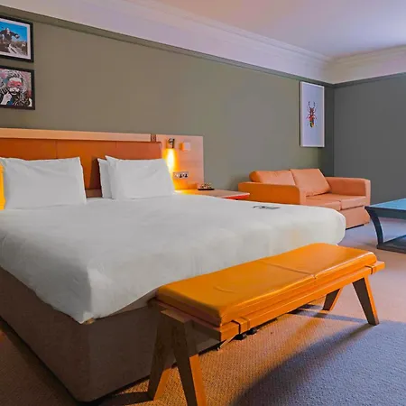 Hotel Grand By Sunday 4*
