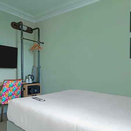 The Grand By Sunday Szálloda