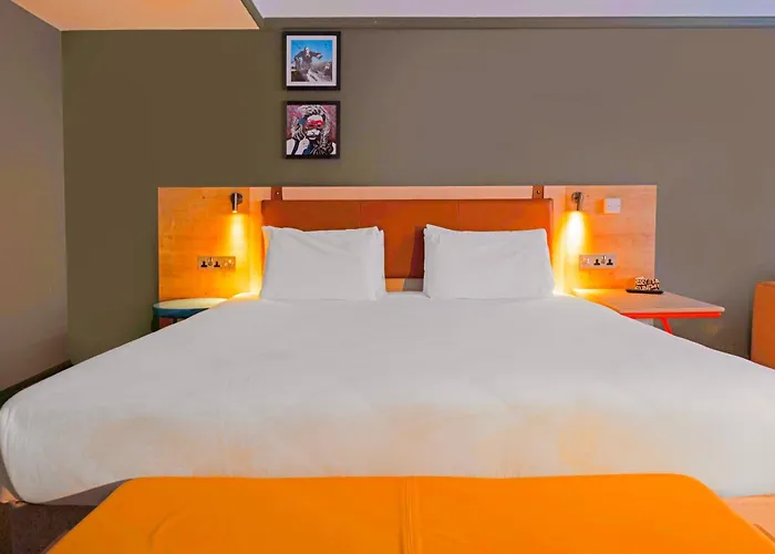 The Grand By Sunday Hotel