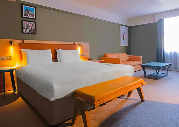 Hotel The Grand By Sunday 4*