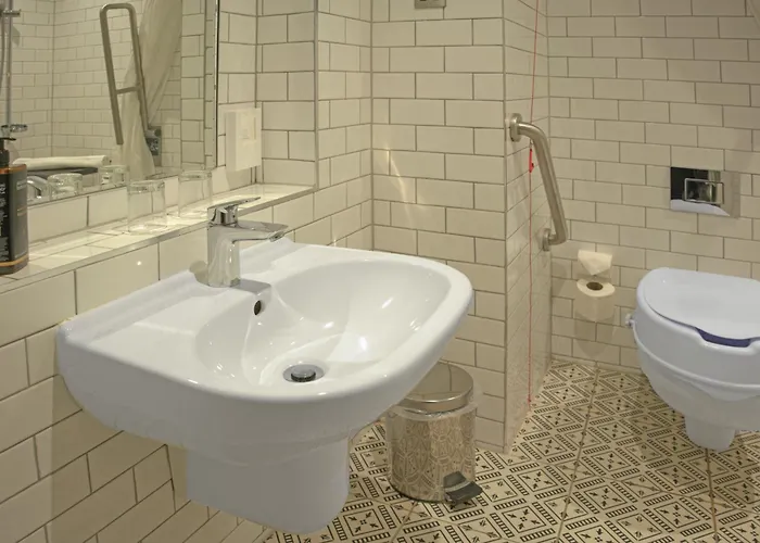 The Grand By Sunday 4*